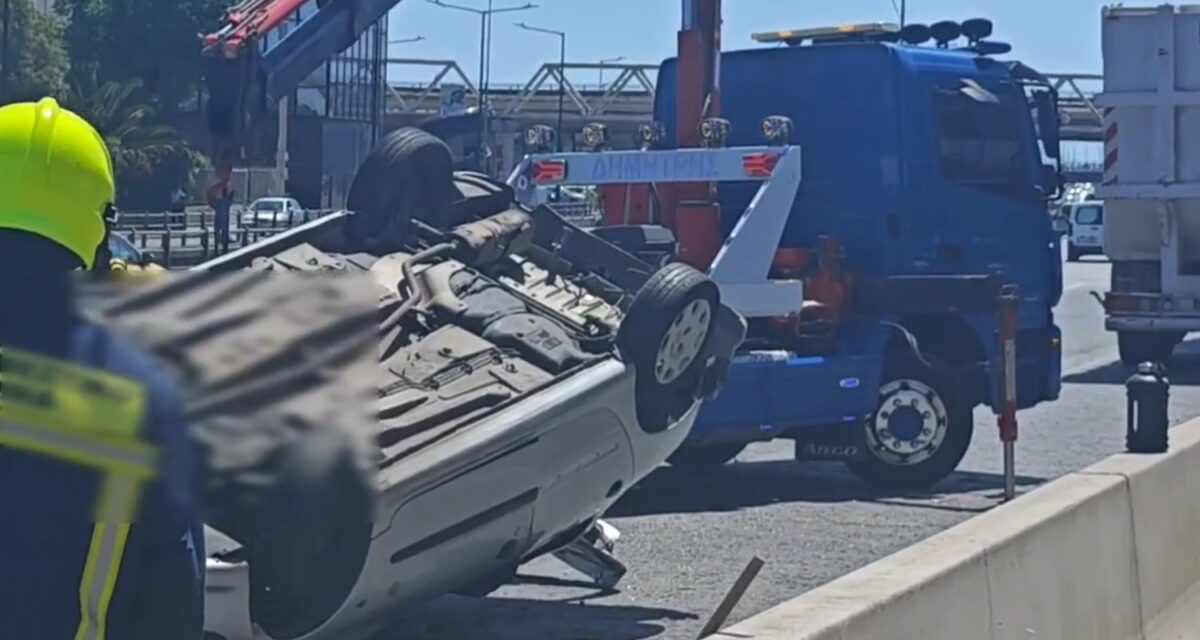 Χάος στην κυκλοφορία στον Κηφισό λόγω ανατροπής οχήματος