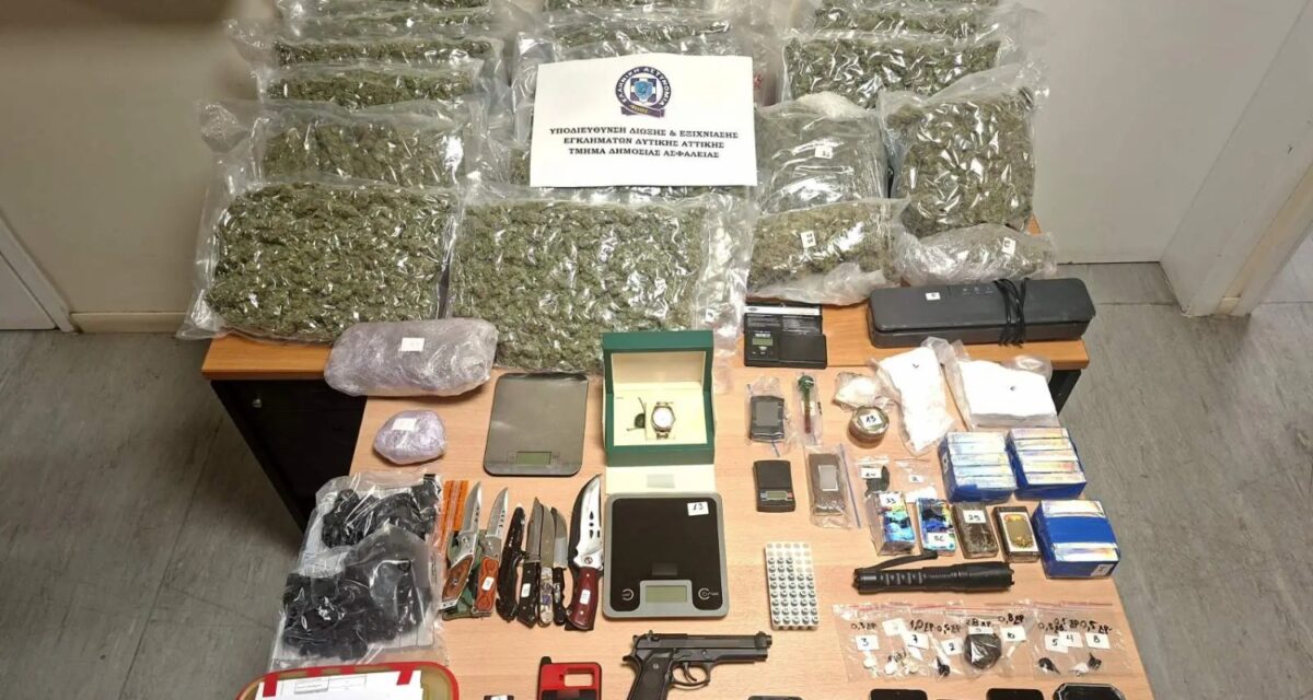 Σύλληψη σπείρας για κλοπές οχημάτων και ναρκωτικά σε Αττική και Βοιωτία – 18 άτομα υπό κράτηση