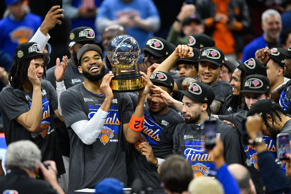 Οι Νικς επιστρέφουν στον τελικό του NBA μετά από 27 χρόνια και οι φίλαθλοι πανηγυρίζουν στη Νέα Υόρκη