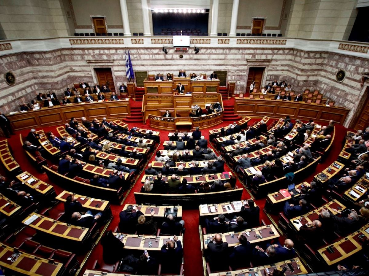 Ο ανανεωμένος «χάρτης» και οι μεταγραφές: Η ανάλυση των μετακινήσεων – Οι διαβουλεύσεις σε ΝΔ, ΠΑΣΟΚ, ΣΥΡΙΖΑ, Νέα Αριστερά και στους ανεξάρτητους βουλευτές