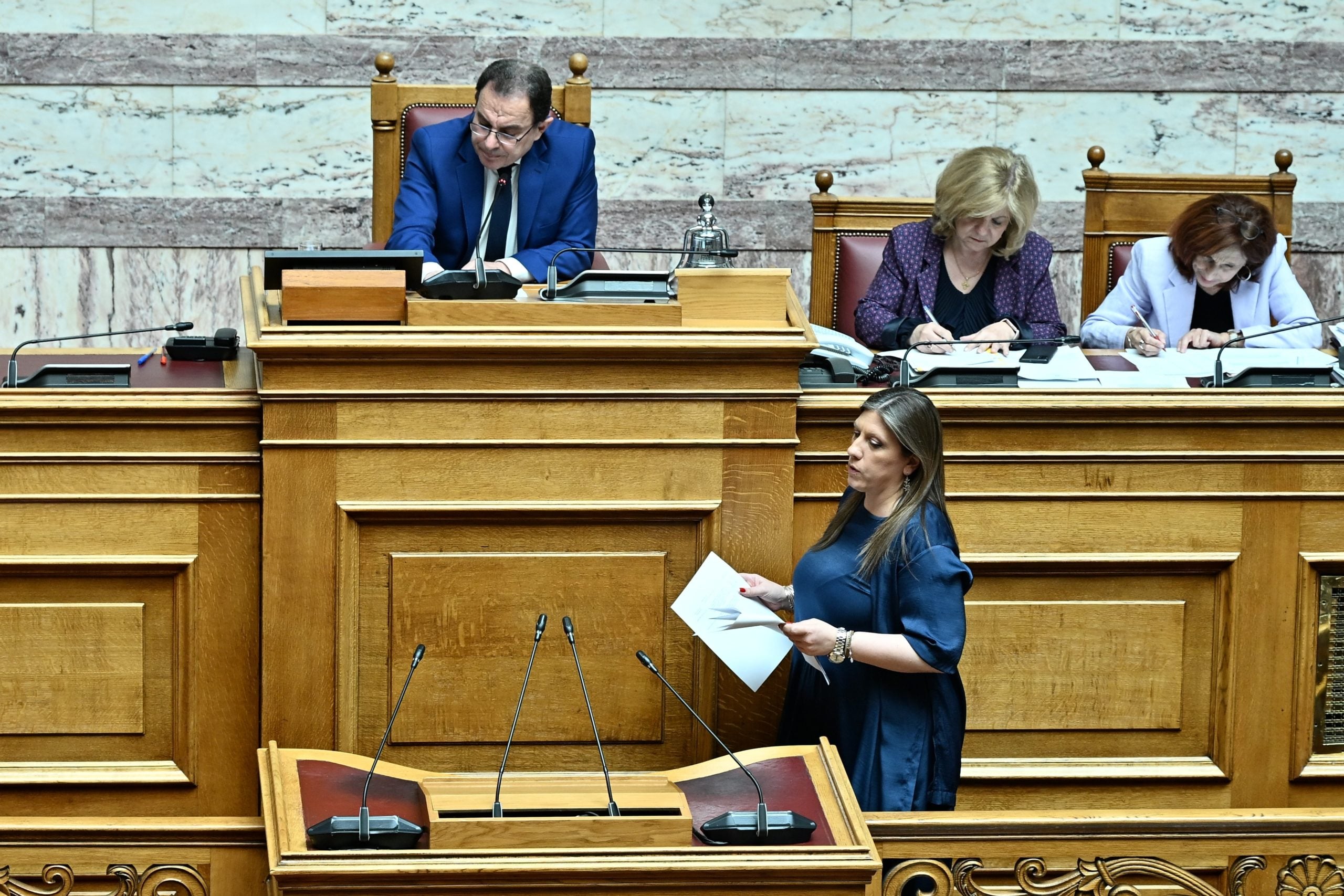 Κωνσταντοπούλου: Τιμή μου να με κυνηγά ένας Φλωρίδης, όνομα και ουσία