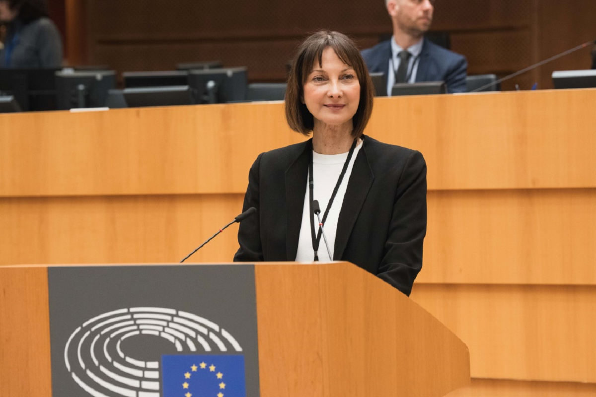 Έλενα Κουντουρά στην Κομισιόν: Απροετοίμαστη η Ευρώπη για κυβερνοεπιθέσεις από εξελιγμένα συστήματα AI
