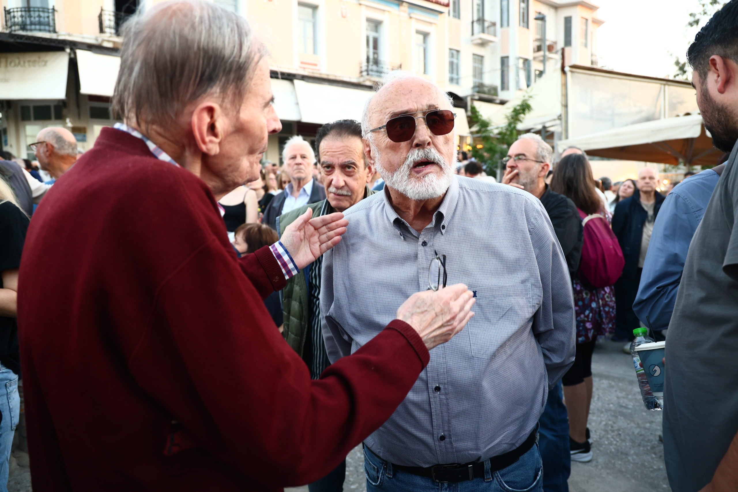 Η «ΕΛΑΣ – Ελληνική Αριστερή Συμπαράταξη» του Αλέξη Τσίπρα: Η ιδρυτική ανακοίνωση, οι 7 υποσχέσεις και το βίντεο με μουσική Κραουνάκη – Όλα όσα συνέβησαν στο Θησείο 21 Παναγιώτης Κουρουμπλής