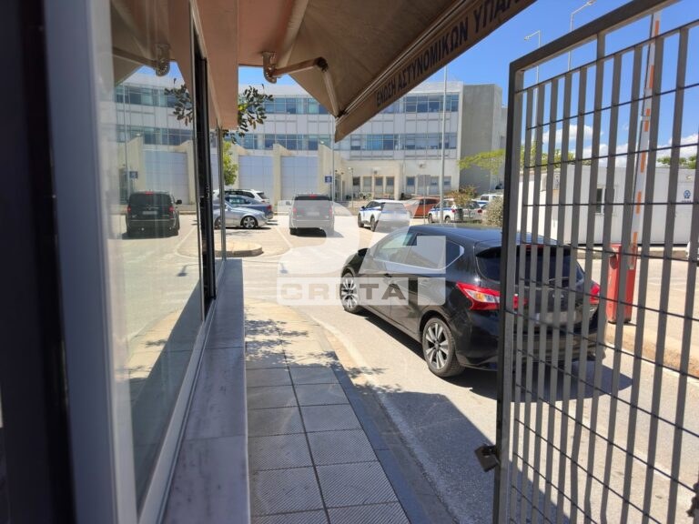 Κρήτη: Καρέ – καρέ η επιχείρηση της ΕΛΑΣ, βίντεο από τα όπλα, τα ναρκωτικά και τα χιλιάδες ευρώ 8 Έφοδοι της ΕΛΑΣ σε Ηράκλειο, Ρέθυμνο και Λασίθι