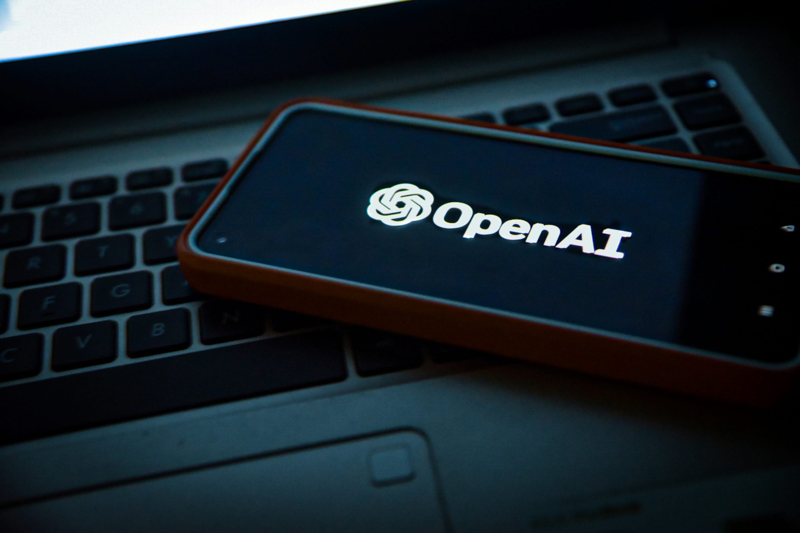 ΗΠΑ: Χήρα θύματος επίθεσης μηνύει την OpenAI – «Το ChatGPT συνέβαλε στον θάνατο του συζύγου μου»