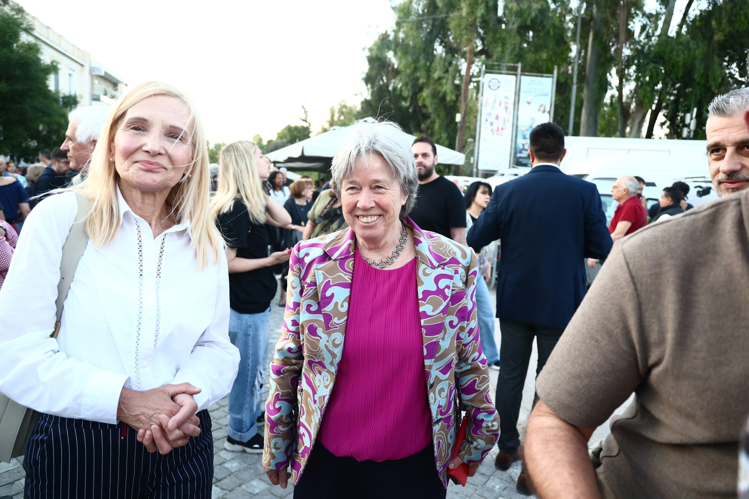 Η «ΕΛΑΣ – Ελληνική Αριστερή Συμπαράταξη» του Αλέξη Τσίπρα: Η ιδρυτική ανακοίνωση, οι 7 υποσχέσεις και το βίντεο με μουσική Κραουνάκη – Όλα όσα συνέβησαν στο Θησείο 25 Αθηνά Λινού