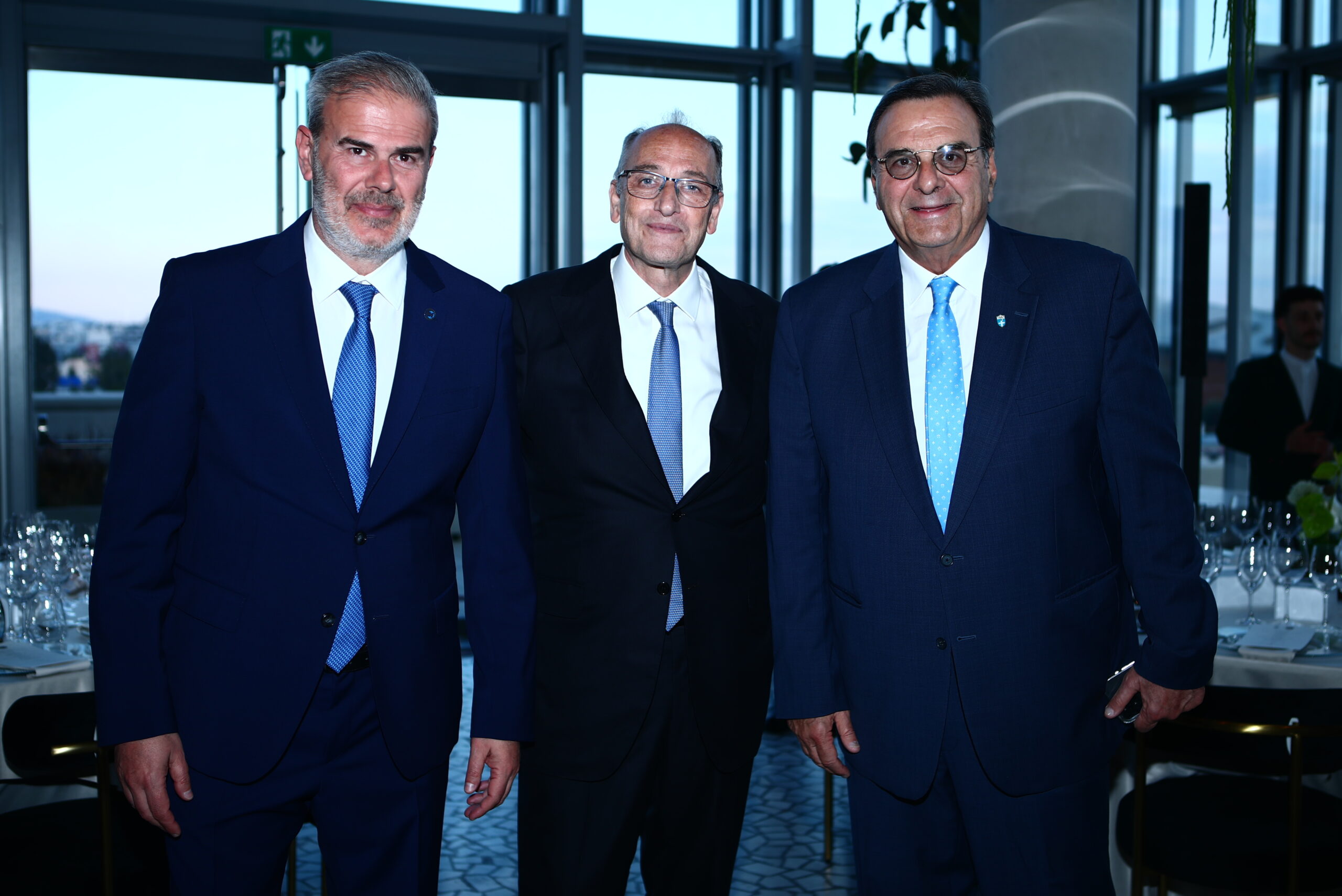 Γιαννάκης, Μποντιρόγκα, Παπαλουκάς, Ανδρουλάκης και Χαρδαλιάς στο γκαλά της Euroleague στο ΚΠΙΣΝ για το Final Four 17 Γιαννάκης, Μποντιρόγκα, Παπαλουκάς, Ανδρουλάκης και Χαρδαλιάς στο γκαλά της Euroleague στο ΚΠΙΣΝ για το Final Four