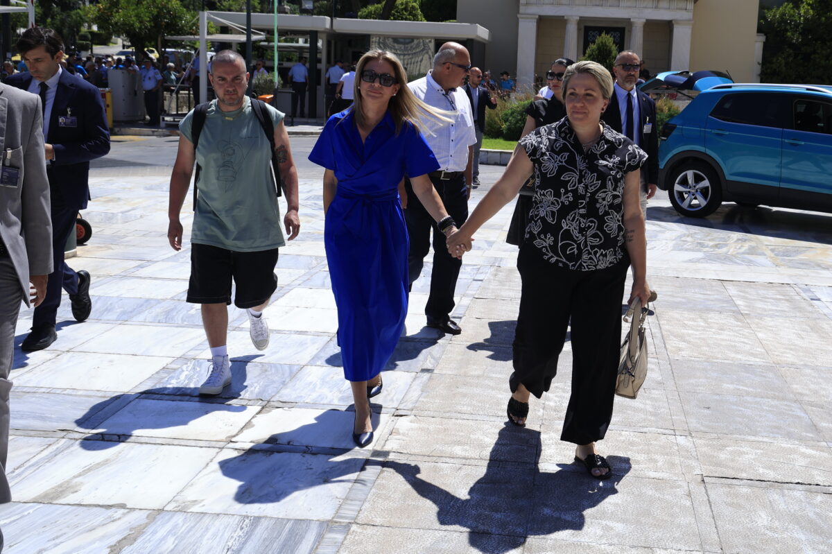 Μαρία Καρυστιανού: Υποστηρικτικό μήνυμα από τη μητέρα θύματος των Τεμπών, Μαρία Ντόλκα, για το κόμμα της – «Φάτους τα σωθικά»