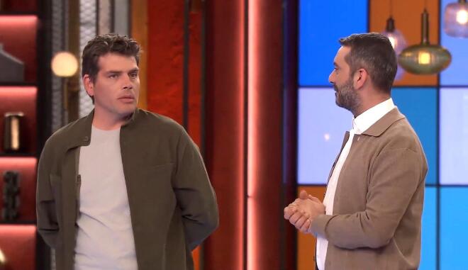 MasterChef: Ο Χρήστος Μπάρκας -«Κρατς» επέστρεψε – «Πού είσαι ρε Σούπερμαν; Κλαρκ Κεντ!» – ΒΙΝΤΕΟ