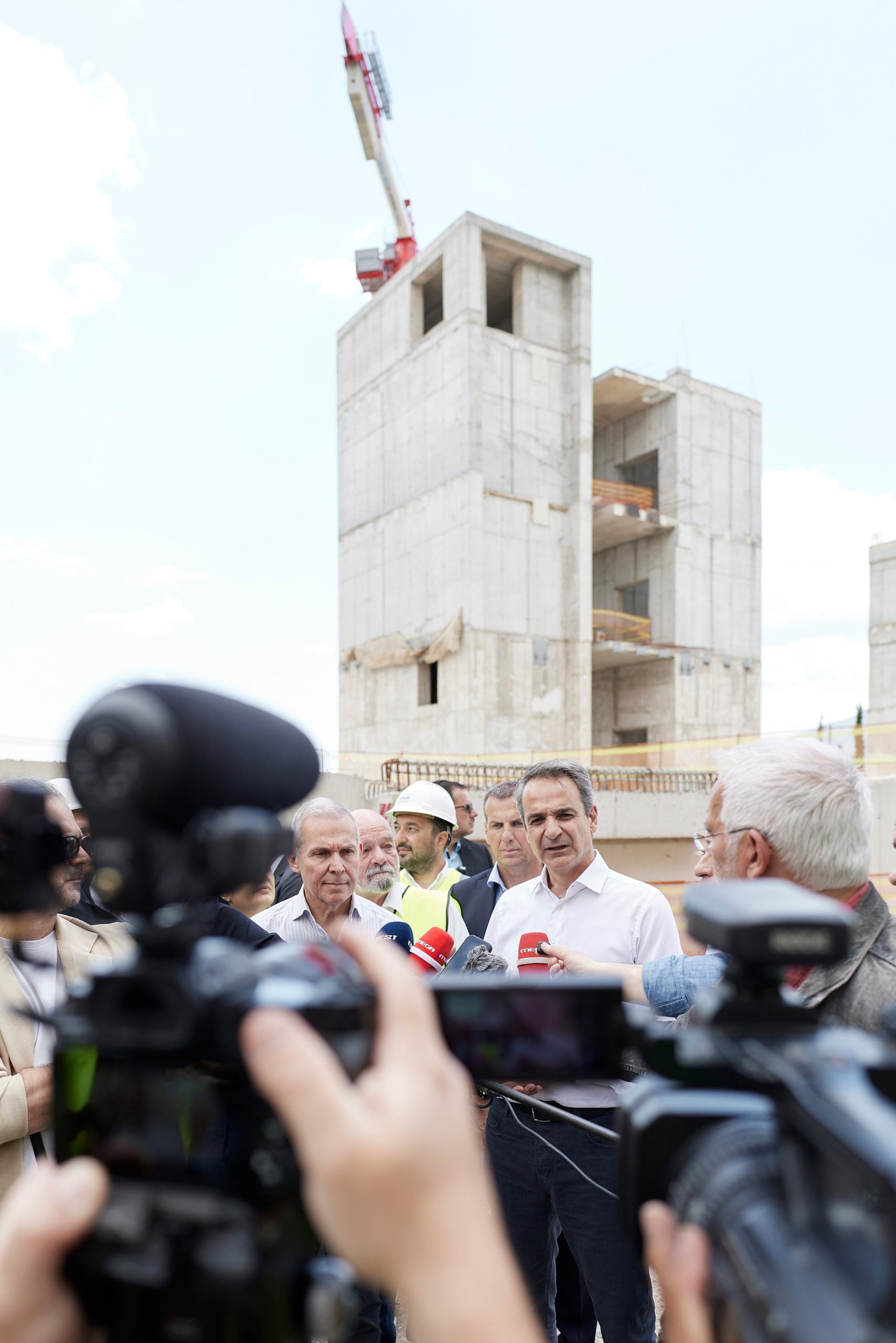 Μητσοτάκης από Σπάρτη: «Η κυβέρνησή μας ενισχύει το ΕΣΥ με πράξεις και όχι υποσχέσεις» – Το 2027 η παράδοση του νέου νοσοκομείου 5 Μητσοτάκης από Σπάρτη: «Η κυβέρνησή μας ενισχύει το ΕΣΥ με πράξεις και όχι υποσχέσεις» – Το 2027 η παράδοση του νέου νοσοκομείου