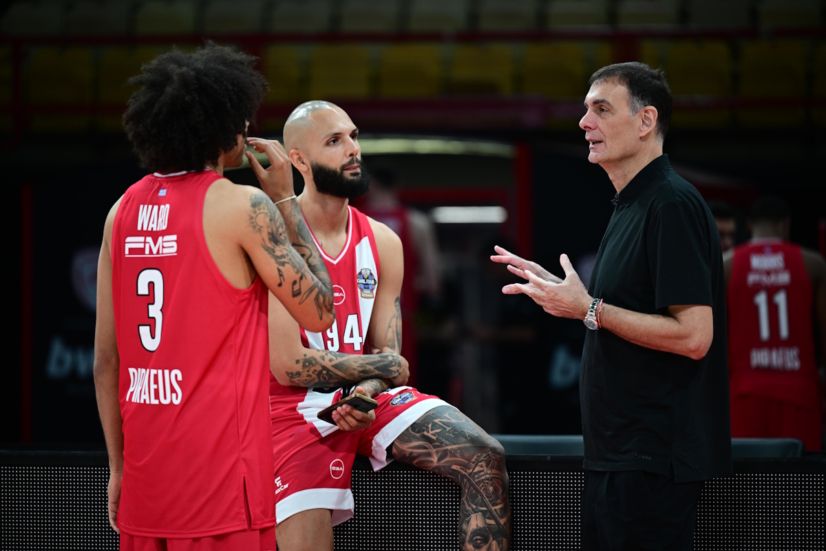 Η Euroleague αναρωτιέται για τον Ολυμπιακό: «Θα καταφέρει να φτάσει στην κορυφή και να κατακτήσει το τρόπαιο;»