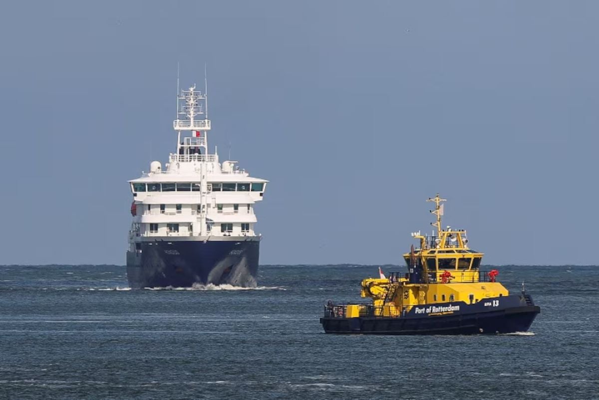 Χανταϊός: Έφτασε στο Ρότερνταμ για απολύμανση το «MV Hondius» – Τα μέτρα καραντίνας και οι επόμενες κινήσεις