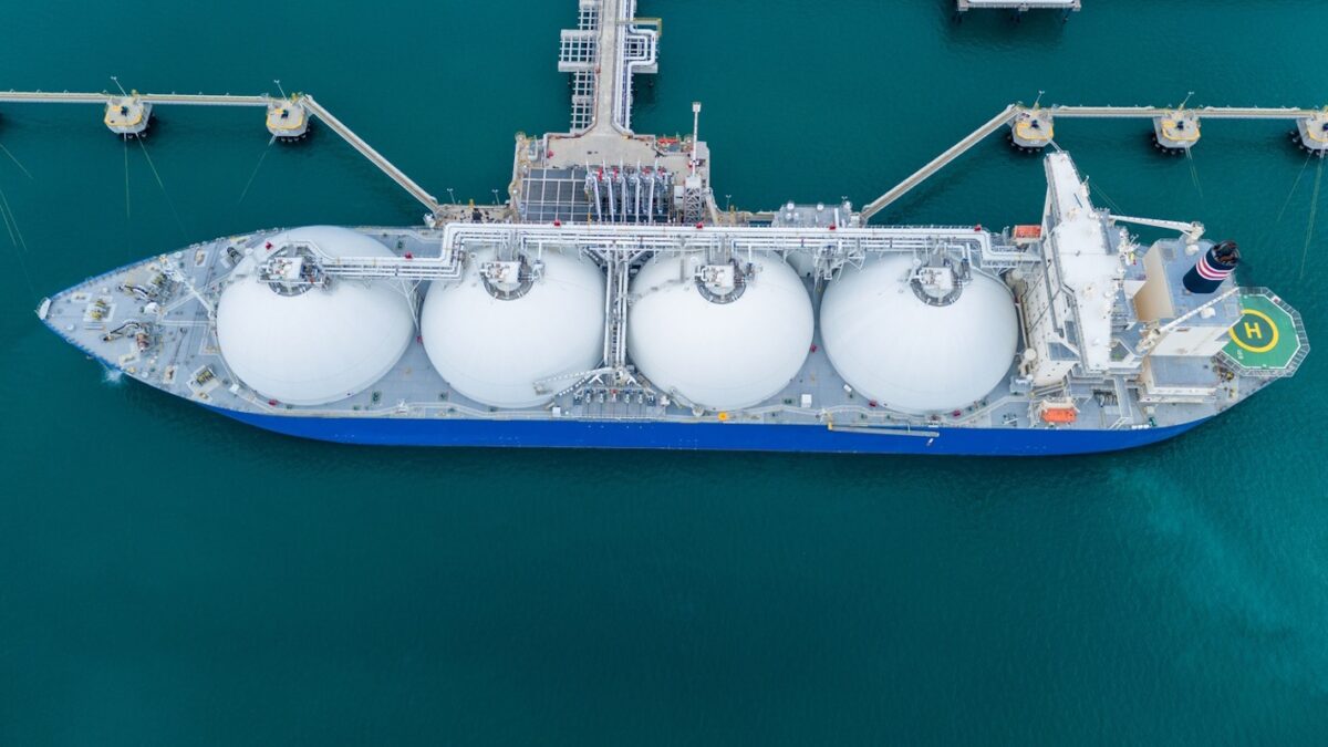 Motor Oil – Mercuria Energy: Ποια η σημασία της συμφωνίας για FSRU στην Κόρινθο