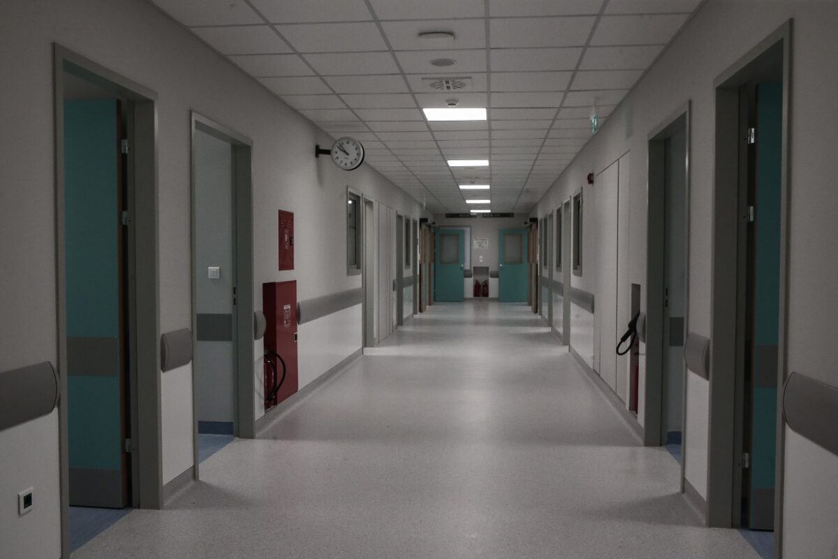 Θεσσαλονίκη: Νοσηλευτής έλαβε ποινή 10 ετών με αναστολή για κακοποίηση ανηλίκου