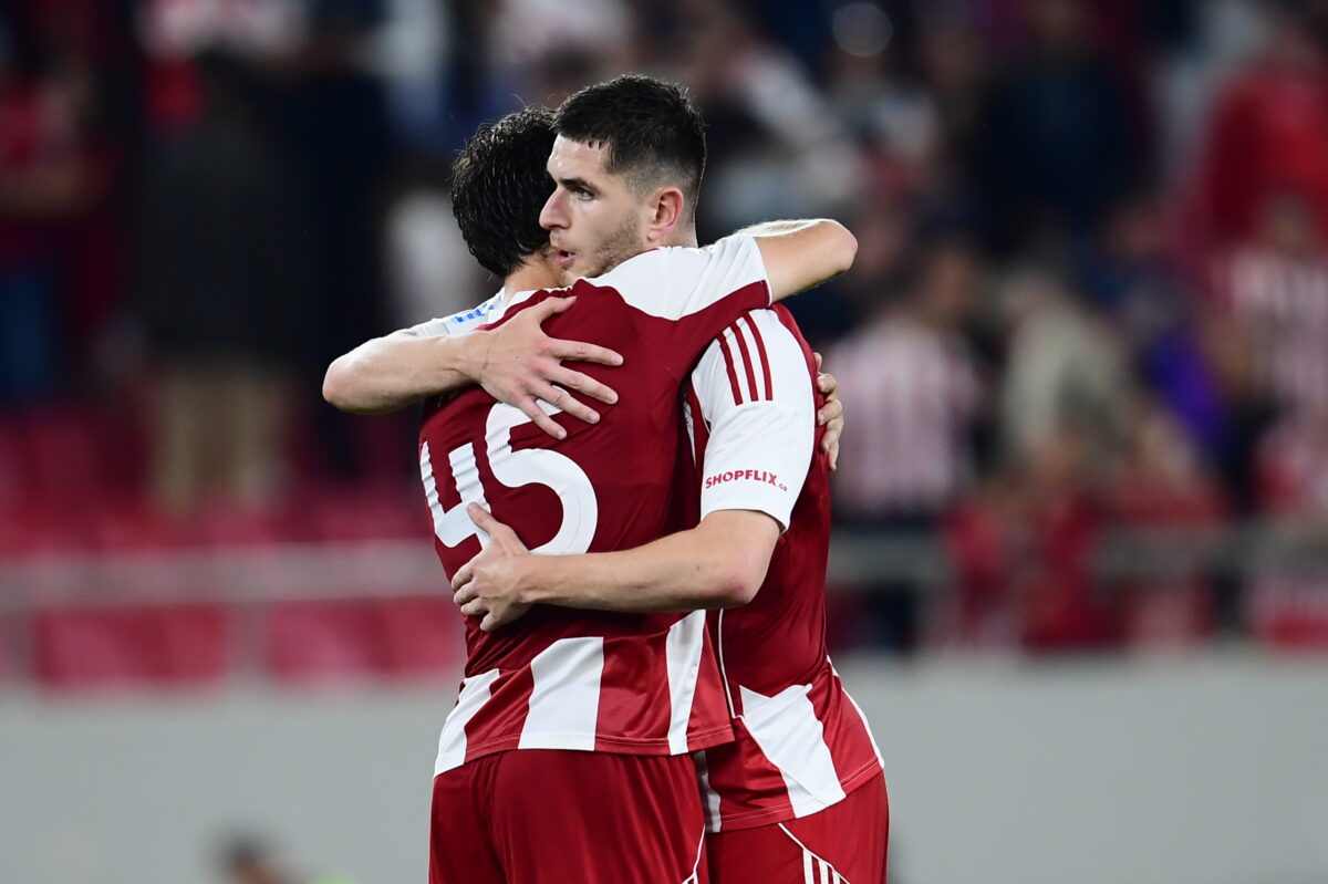Κατάταξη πλέι οφ Super League: Ο Ολυμπιακός ξεπέρασε τον ΠΑΟΚ λίγο πριν το τέλος