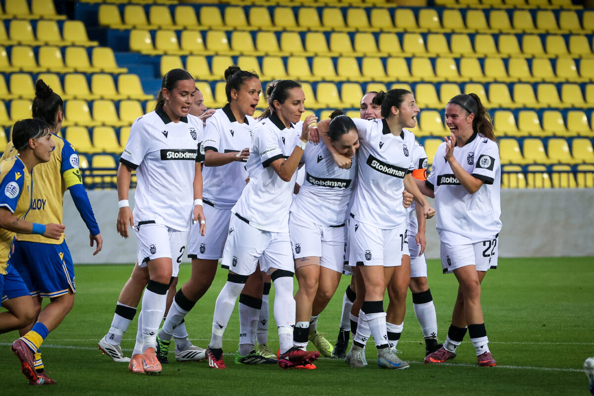 ΠΑΟΚ – Αστέρας Τρίπολης 2-0: Ο δικέφαλος σήκωσε το Κύπελλο Ελλάδας και πέτυχε το νταμπλ στο γυναικείο ποδόσφαιρο