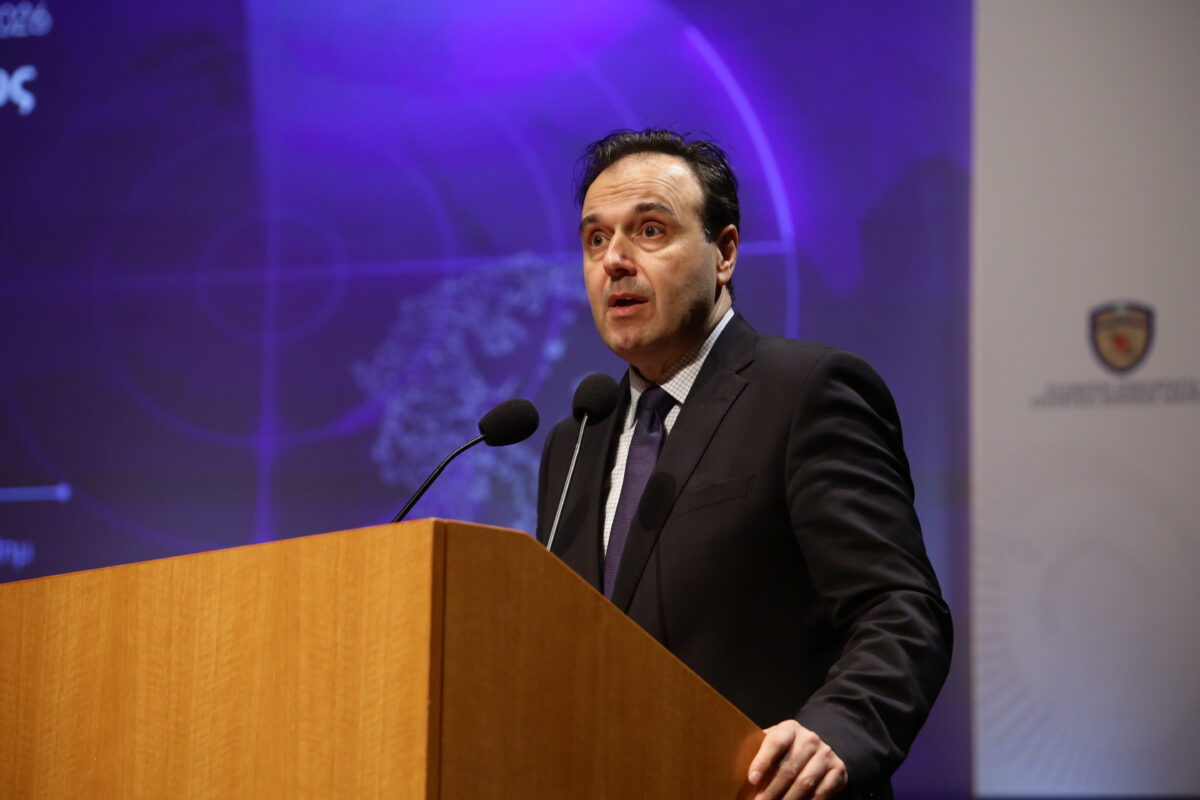 Παπαστεργίου: Ποινικό μητρώο μέσα σε πέντε λεπτά – Με το «Ferto» του Akyla περιέγραψε την έκδοση εγγράφων σε λίγα λεπτά