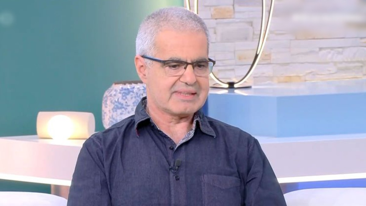 Βασίλης Παπαθεοδώρου: Ο συγγραφέας που φυλακίστηκε για παιδική πορνογραφία και αθωώθηκε – Η συγκλονιστική εξομολόγησή του