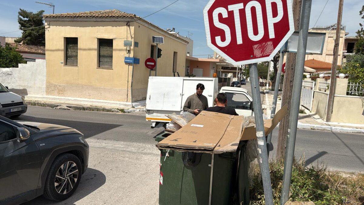 Ασπρόπυργος: «Έλεγα πάρτε του αυτό το πατίνι, θα χτυπήσει και θα τρέχουμε» λέει η γιαγιά του 12χρονου που παρασύρθηκε από αυτοκίνητο