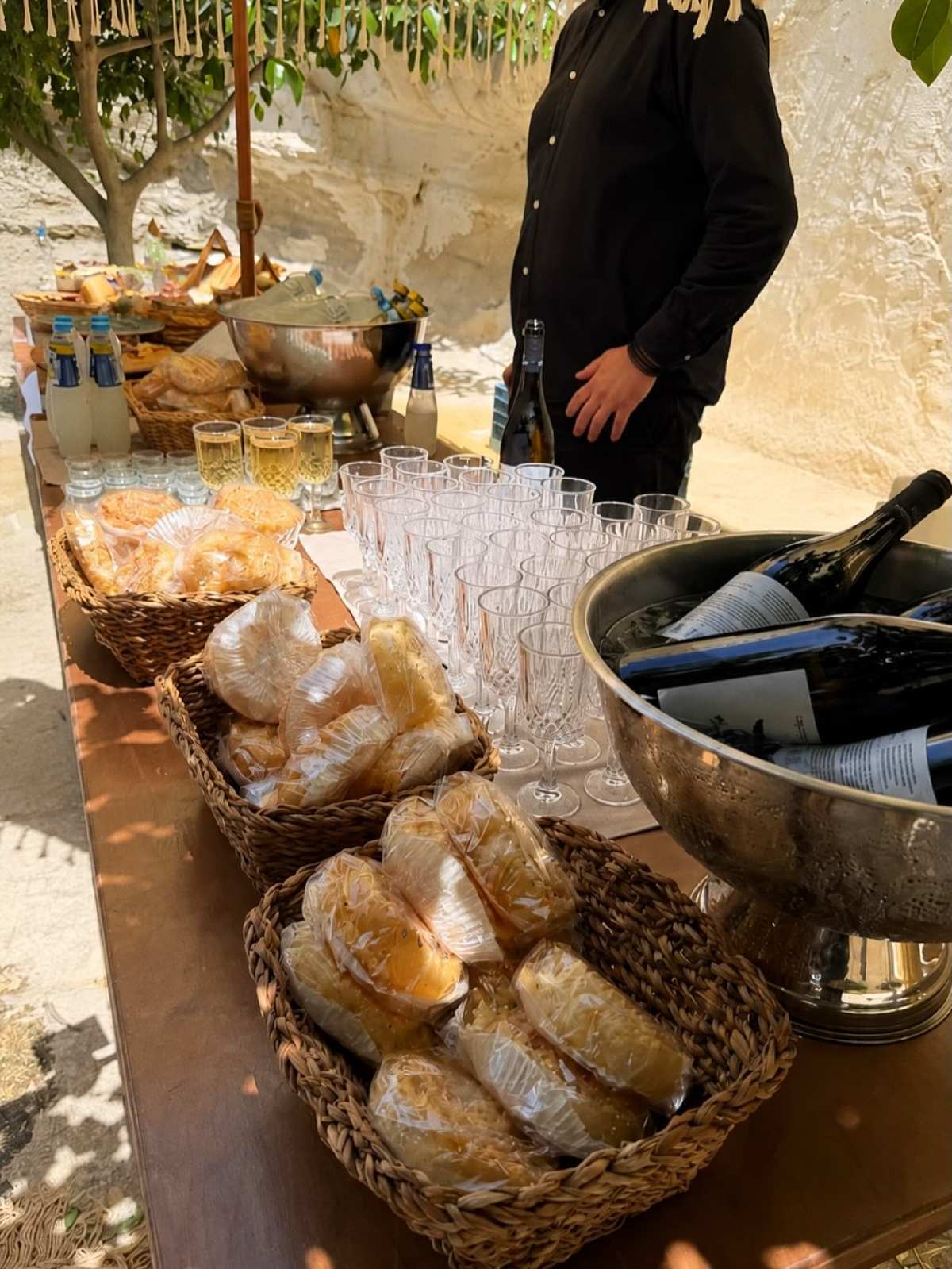 Παυλίνα Βουλγαράκη: Το εντυπωσιακό φωτογραφικό άλμπουμ από τη βάπτιση της κόρης της 22 Παυλίνα Βουλγαράκη