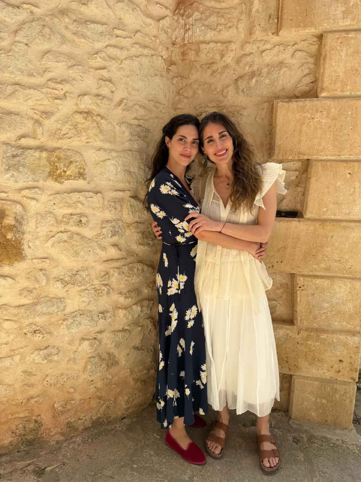 Παυλίνα Βουλγαράκη: Το εντυπωσιακό φωτογραφικό άλμπουμ από τη βάπτιση της κόρης της 36 Παυλίνα Βουλγαράκη