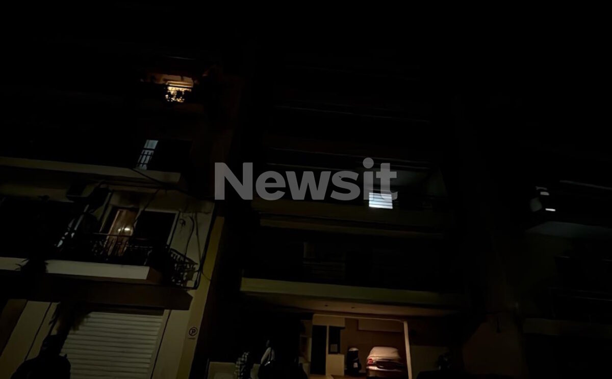 Πειραιάς: «Ήμουν στο ντους», δήλωσε ο σύντροφος της 24χρονης που έπεσε από τον 7ο όροφο πολυκατοικίας