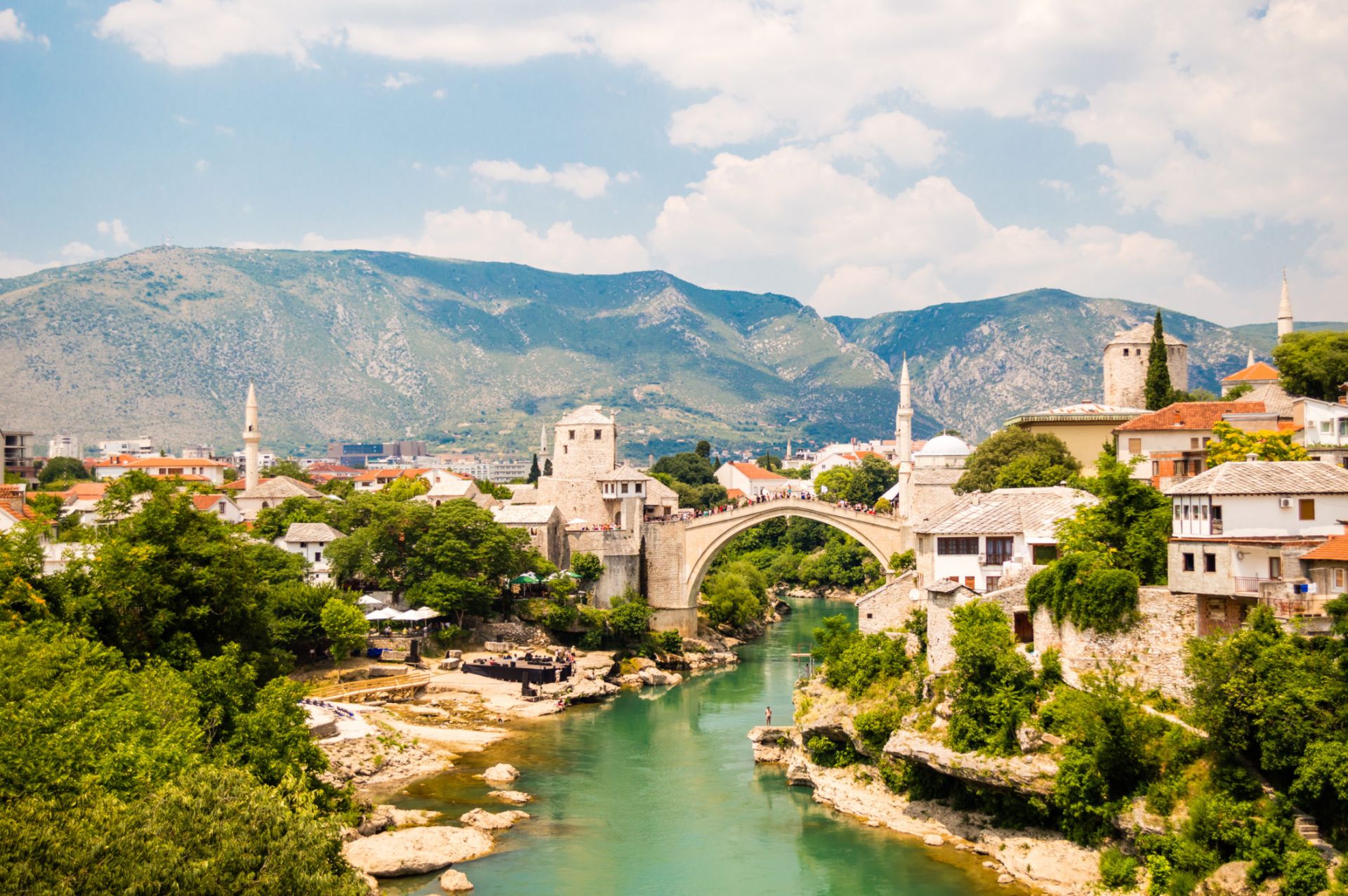 Η Βοσνία-Ερζεγοβίνη μαγνητίζει ρεκόρ ξένων τουριστών τον Μάρτιο