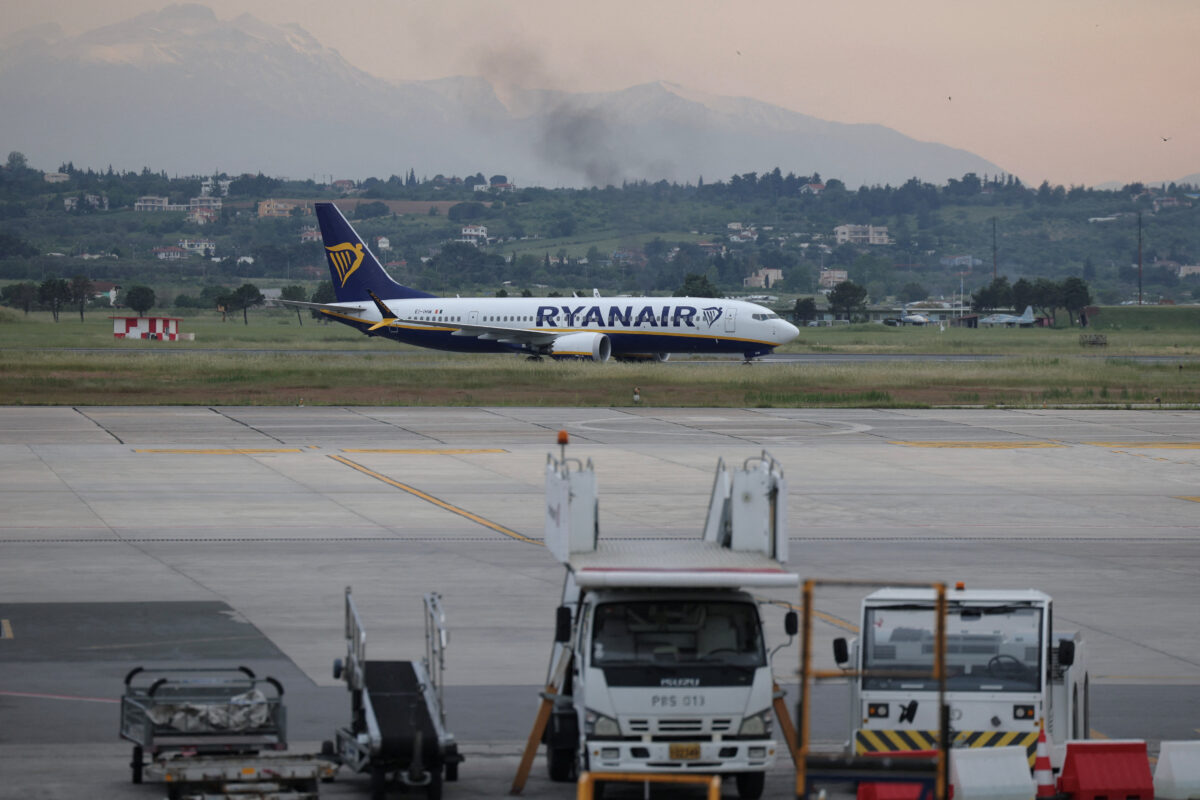 Η Rynair κλιμακώνει την «κόντρα» με την Fraport Greece: Η αύξηση 66% στα τέλη μάς οδήγησε στο κλείσιμο βάσης στη Θεσσαλονίκη