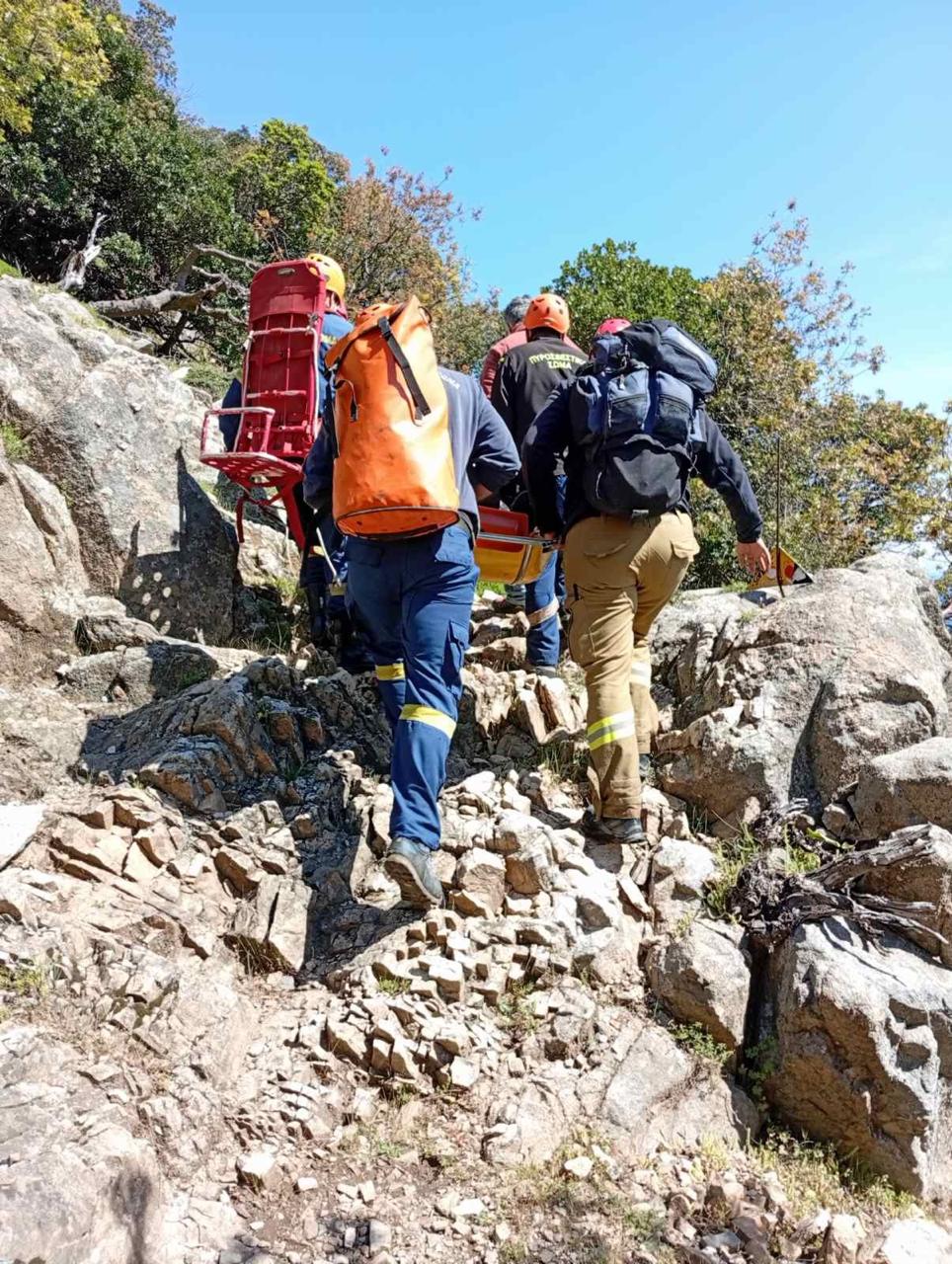 Σαμοθράκη: Επιχείρηση διάσωσης τραυματισμένης γυναίκας από το Ρέμα του Φονιά