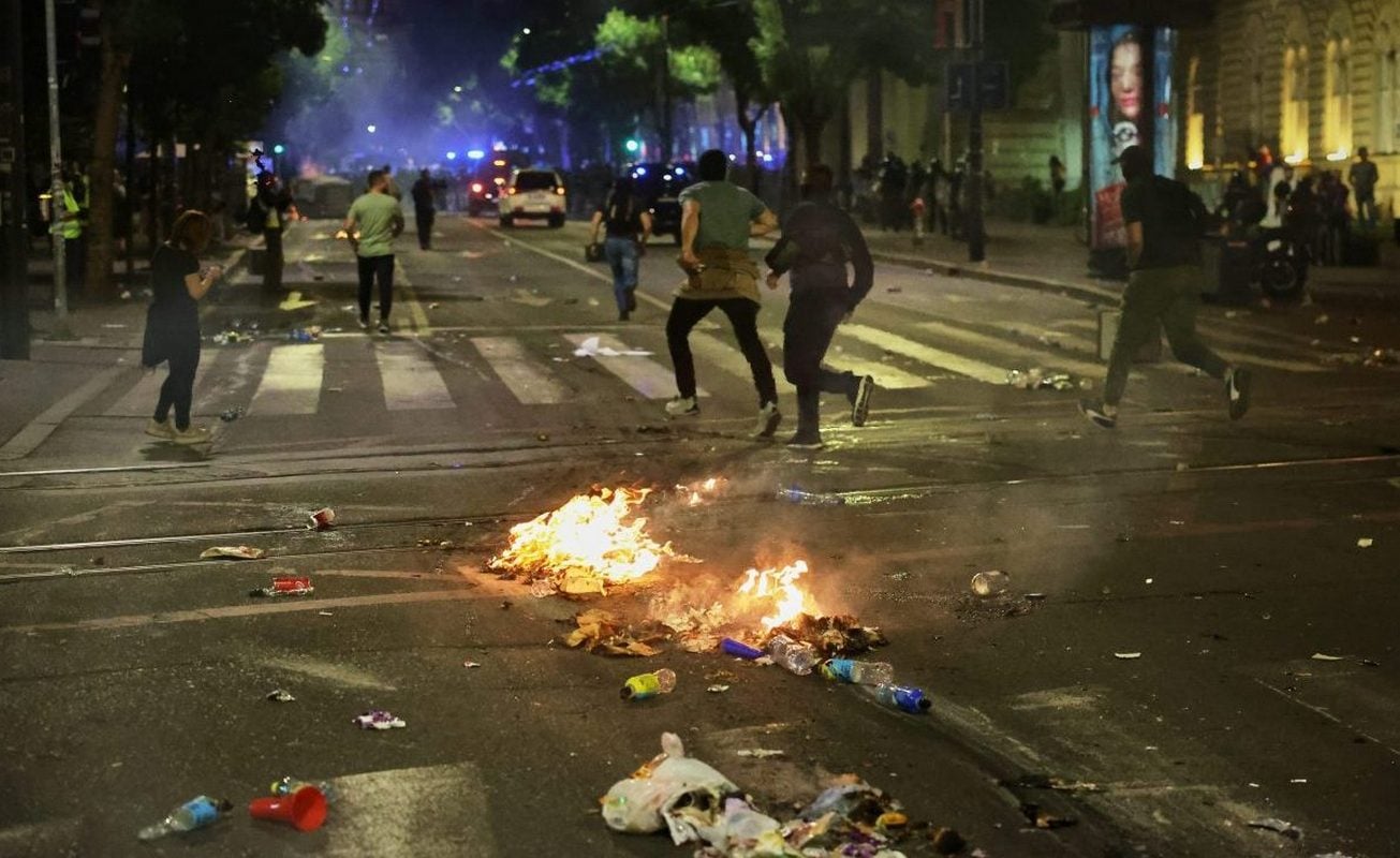 Βελιγράδι: Συγκρούσεις μετά τη μεγάλη αντικυβερνητική διαδήλωση φοιτητών