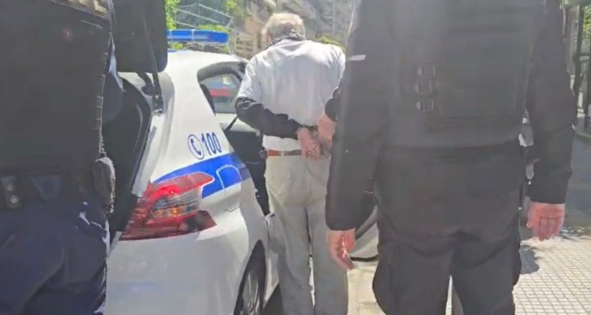 Θεσσαλονίκη: 67χρονος εισέβαλε σε τράπεζα με σφυρί και εκφόβιζε τους υπαλλήλους