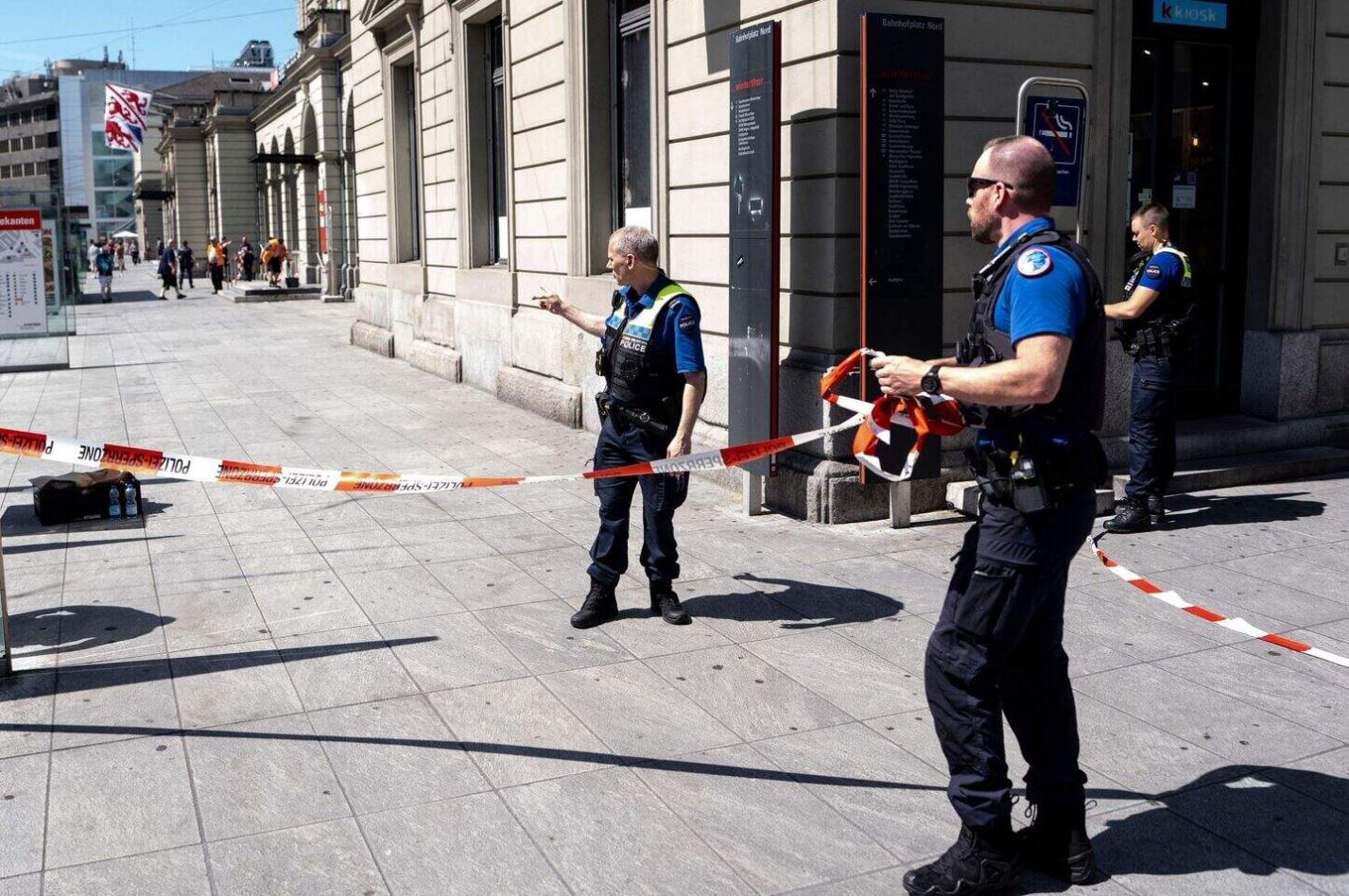Ελβετία: Οι Αρχές αποκαλούν τρομοκρατική την επίθεση με μαχαίρι σε σιδηροδρομικό σταθμό