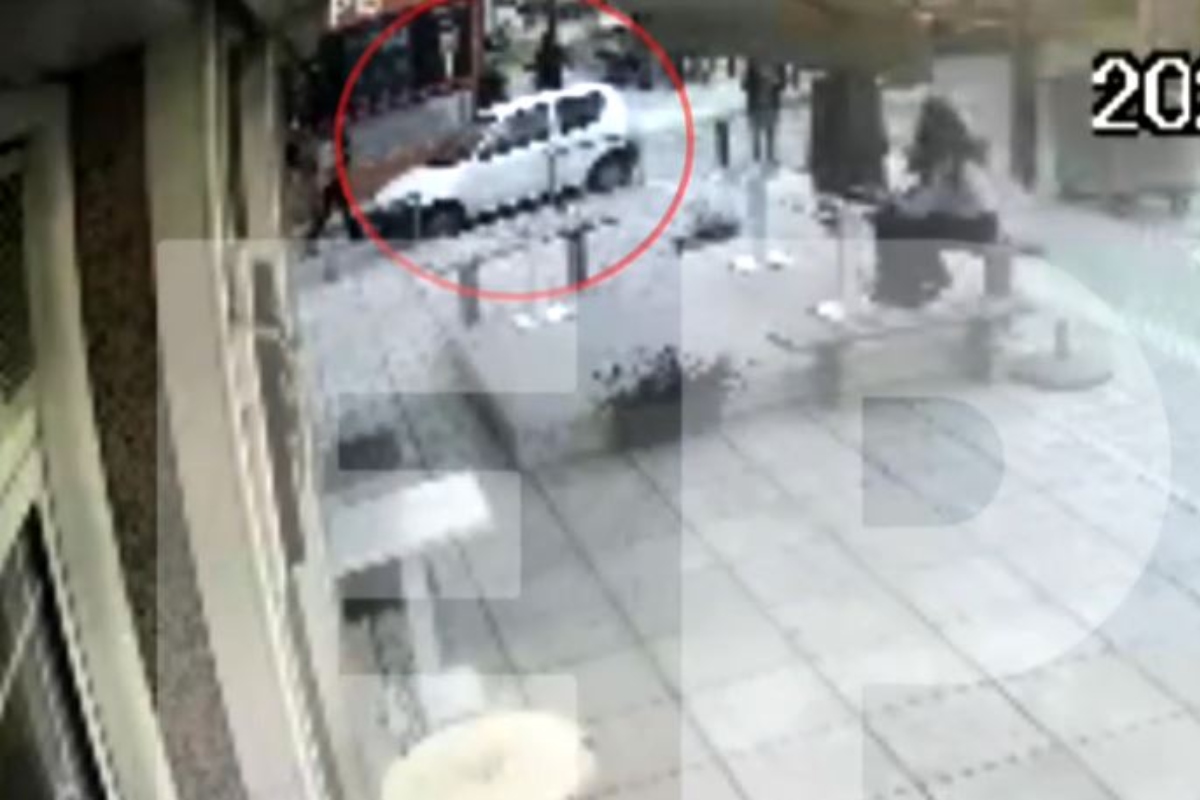 Θεσσαλονίκη: Νεαροί επιτέθηκαν και εξύβρισαν 22χρονο – Κατέγραψαν το περιστατικό σε βίντεο