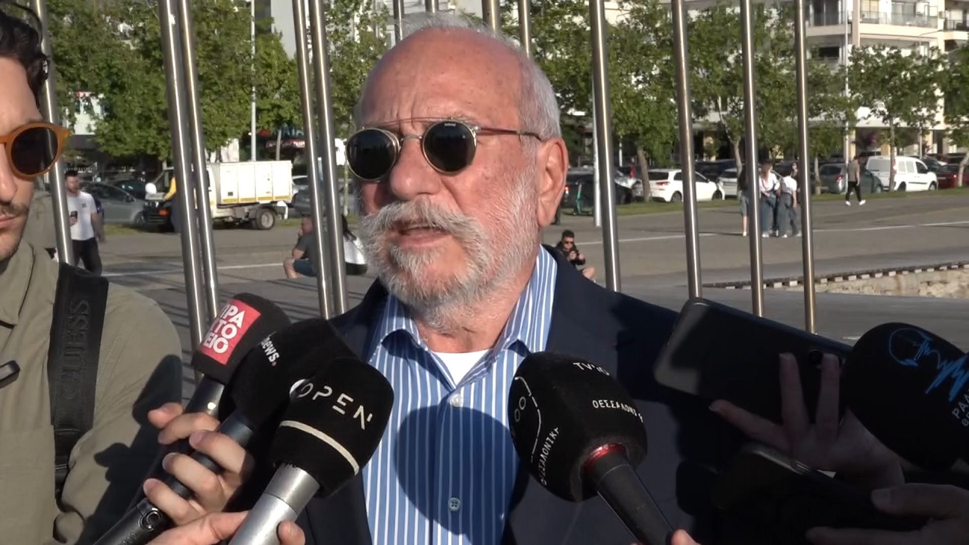 Θεσσαλονίκη: Παραδόθηκε το πλήρως συντηρημένο γλυπτό «Ομπρέλες»