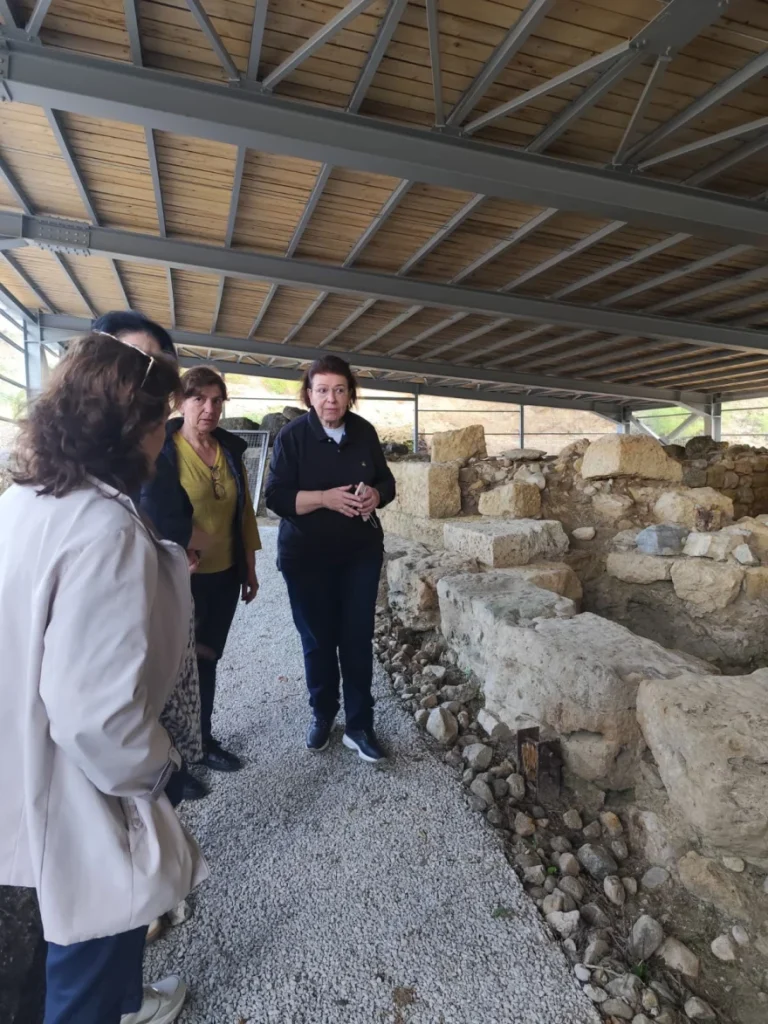 Αποκαλύφθηκε πλήρως για πρώτη φορά ο περίβολος του Τύμβου Καστά στην Αμφίπολη