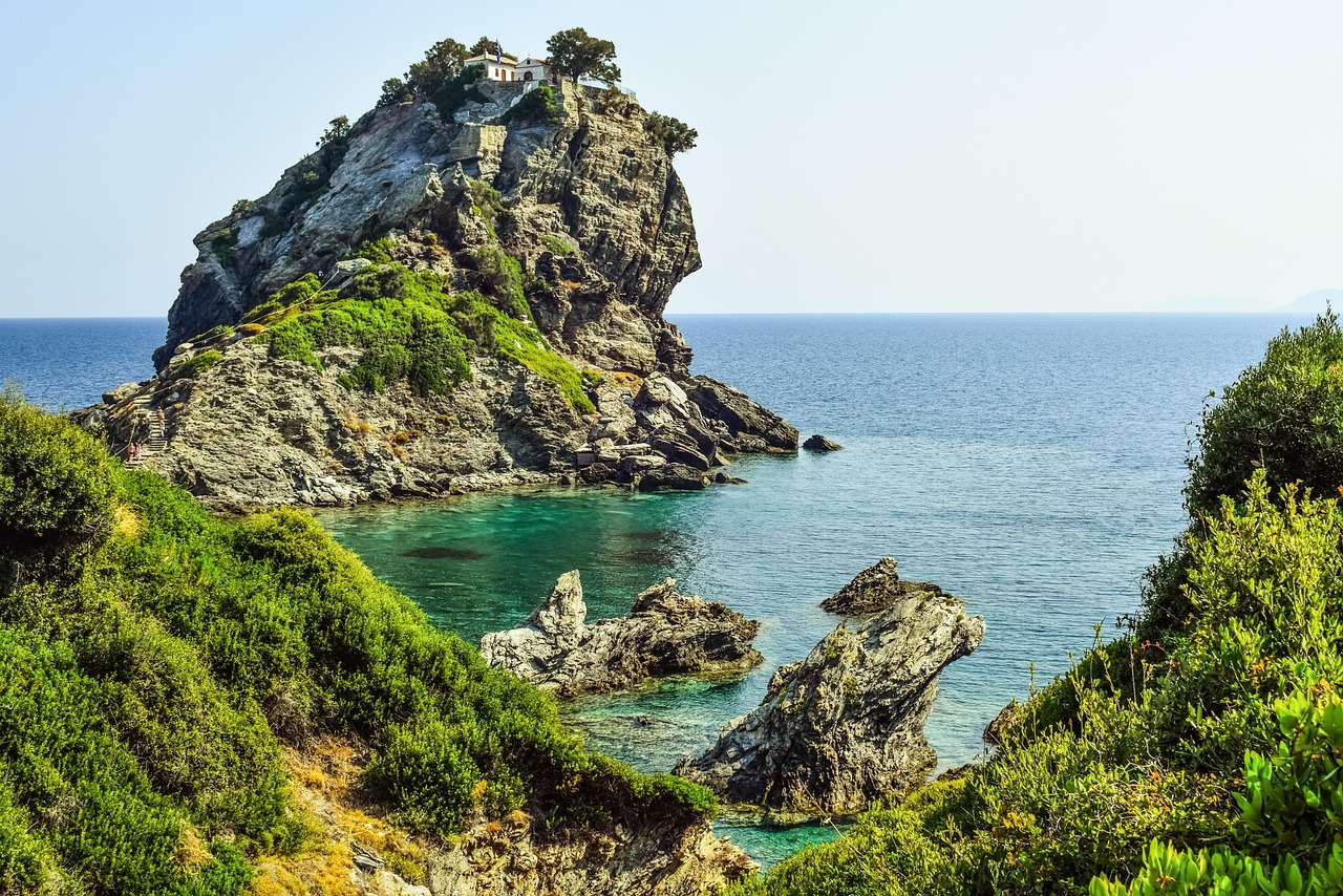 Το μυστικό του weekend: 7 ελληνικά μέρη που μοιάζουν ξένα