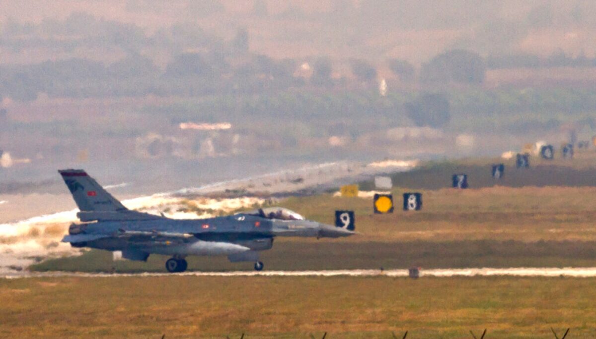Home 74 Φρέσκες τουρκικές προκλήσεις και καταιγισμός παραβάσεων στο Αιγαίο