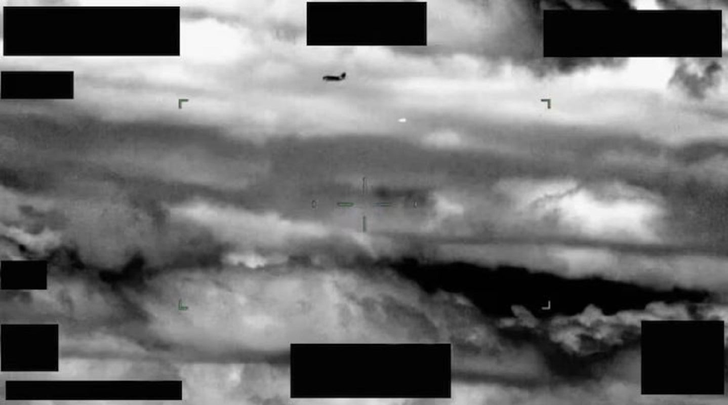 Πεντάγωνο: Αποκαλυπτικά αρχεία για UFO με βίντεο και μαρτυρίες για «σφαίρες»