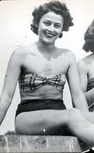 Violette Szabo: Η συναρπαστική ζωή της Βρετανίδας κατασκόπου (φωτό, βίντεο) 7 Violette Szabo: Η συναρπαστική ζωή της Βρετανίδας κατασκόπου (φωτό, βίντεο)