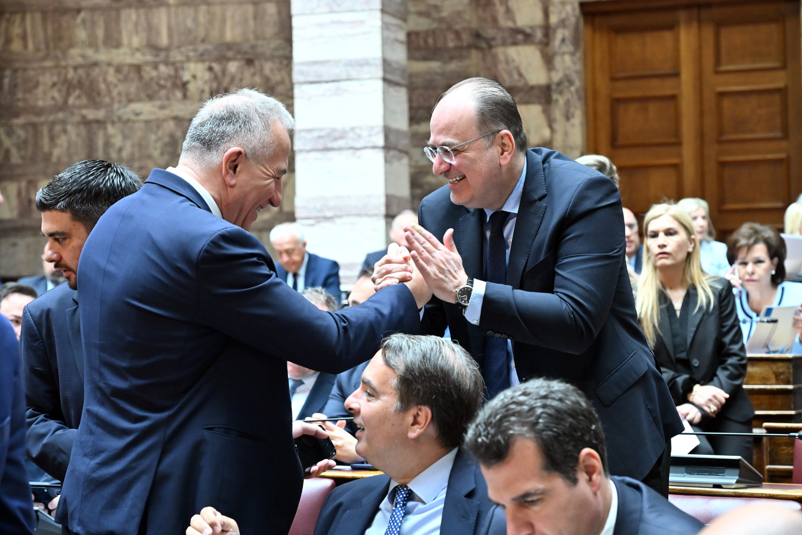 Βουλή, Νέα Δημοκρατία, Συνεδρίαση, ΚΟ