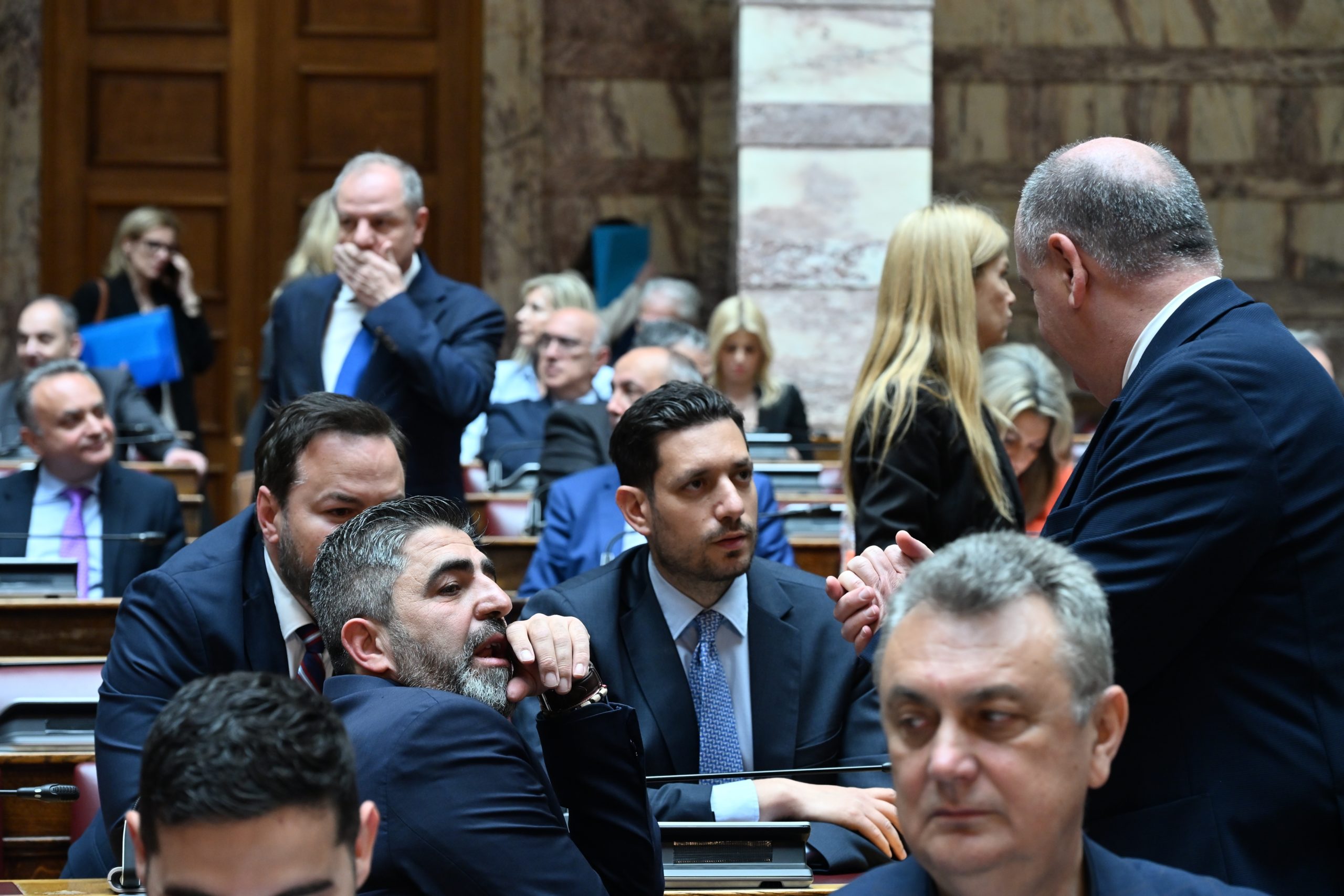 Βουλή, Νέα Δημοκρατία, Συνεδρίαση, ΚΟ