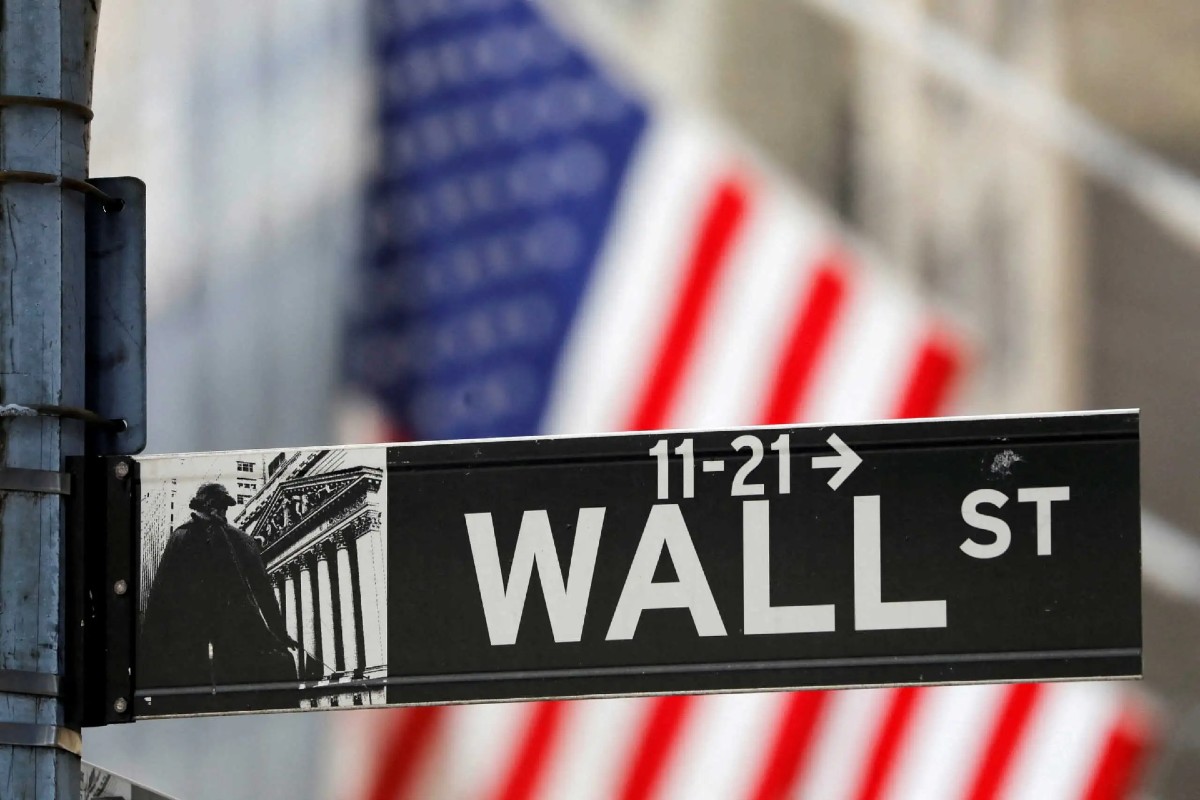 Ανάκαμψη στη Wall Street – Οι ευρωαγορές ψάχνουν πορεία