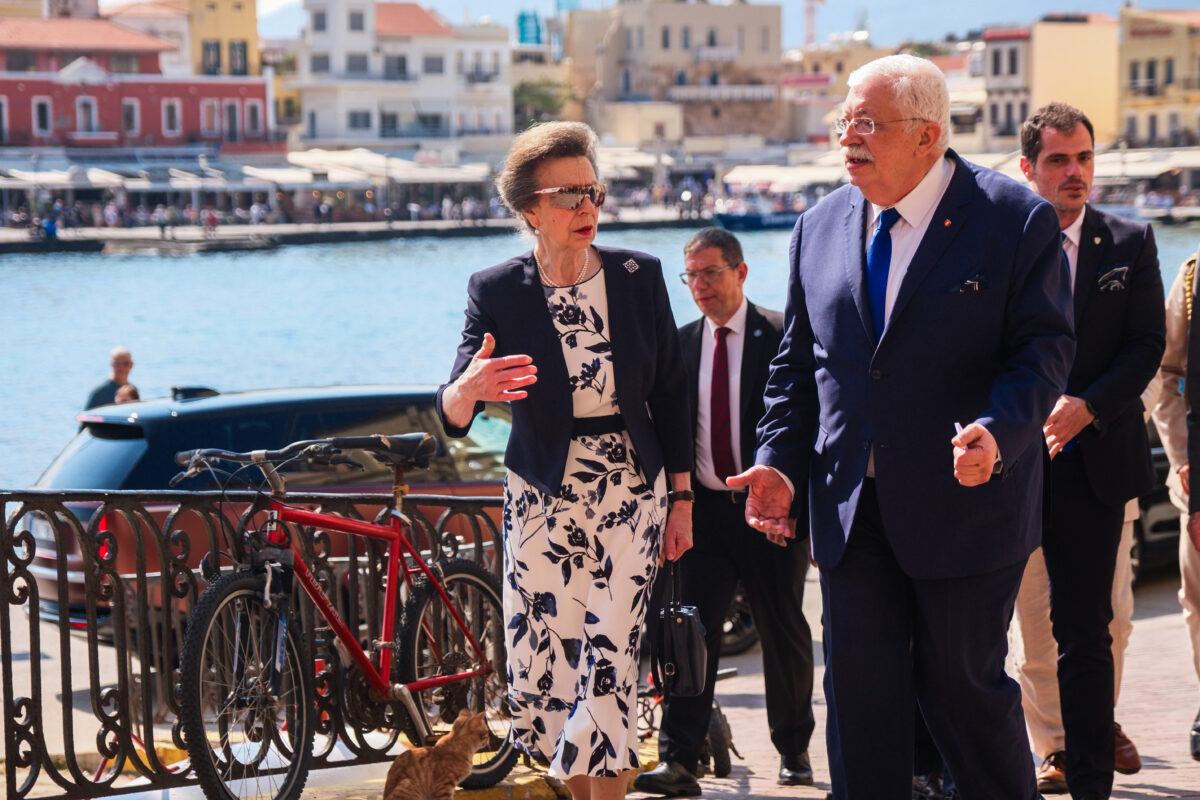Η πριγκίπισσα Άννα στα Χανιά για τον εορτασμό της 85ης επετείου της Μάχης της Κρήτης