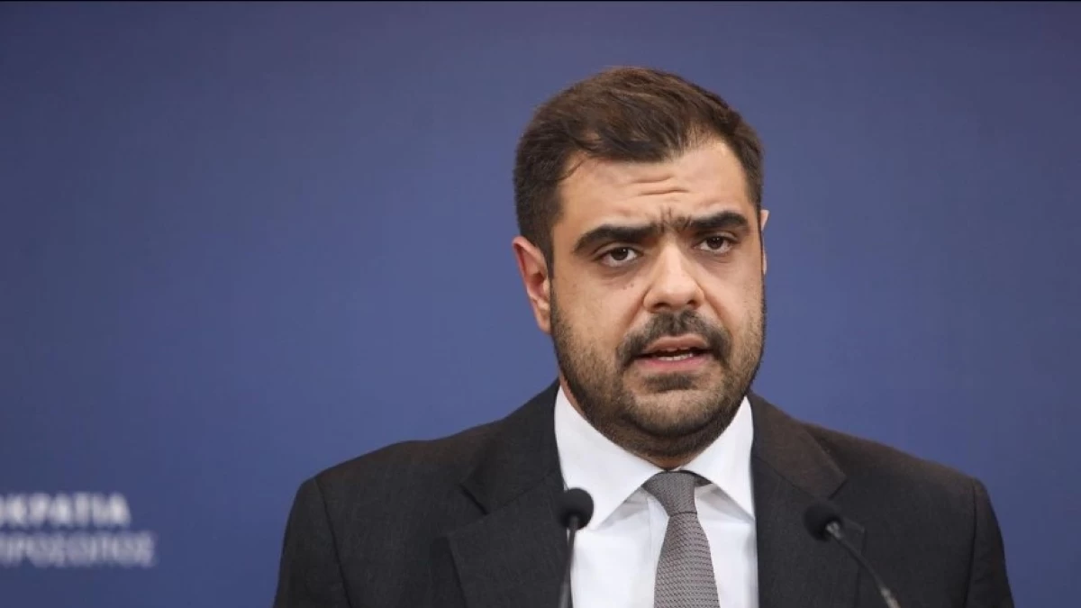 Δημήτρης Αβραμόπουλος: Δεν θα απολογηθώ σε κανέναν κερατ@ – Αντιδράσεις στο Μαξίμου για τα λόγια του στο Qatargate 8 «Έχουμε αποφασίσει να του δώσουμε το όνομα...» - Η αποκάλυψη του Παύλου Μαρινάκη για το παιδί του