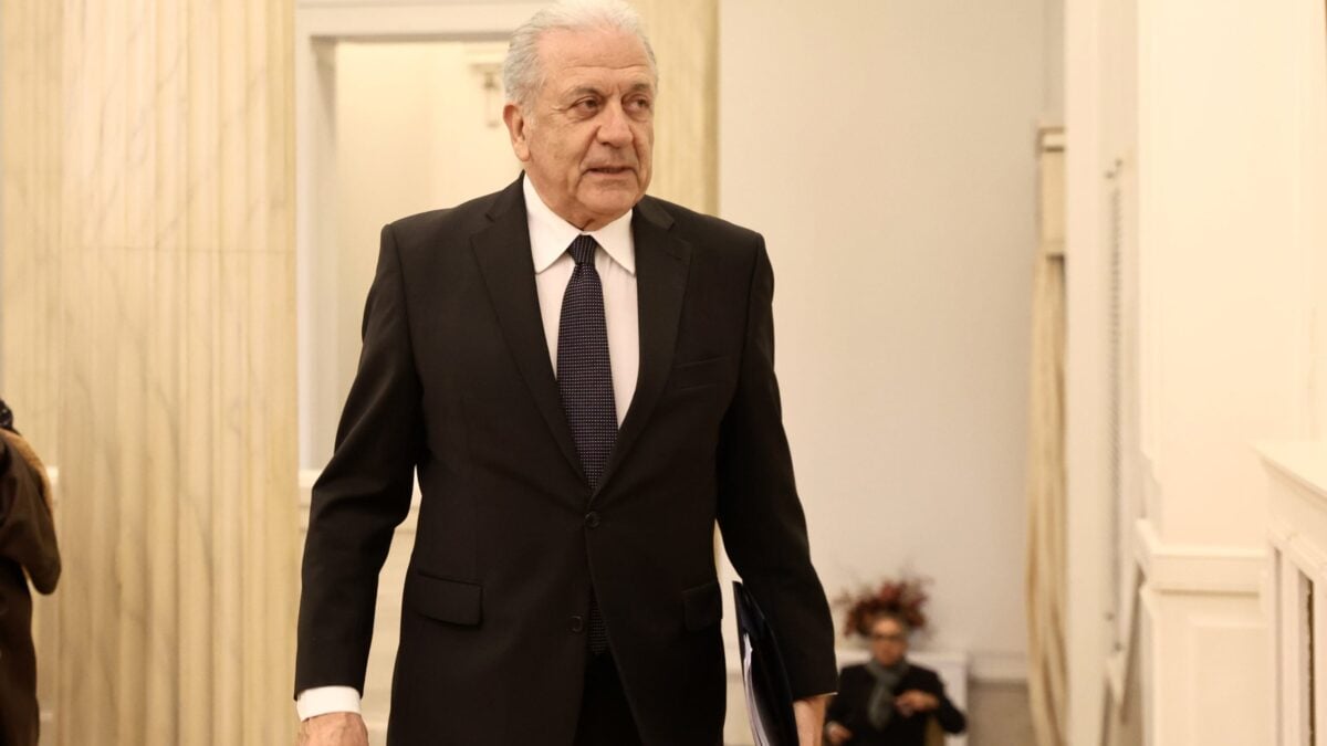 Qatar Gate: Η βελγική Δικαιοσύνη εξέδωσε ένταλμα σύλληψης για τον Αβραμόπουλο 1 Qatar Gate: Η βελγική Δικαιοσύνη εξέδωσε ένταλμα σύλληψης για τον Αβραμόπουλο