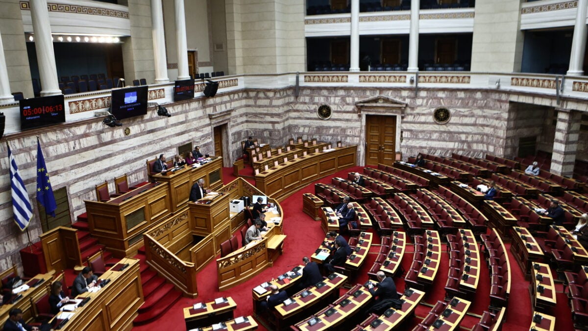 Τροπολογία για τα δάνεια του νόμου Κατσέλη κατατίθεται σήμερα: Τι θα περιλαμβάνει – Πιερρακάκης: «Στόχος μας να δίνουμε ανάσα στους πολίτες»