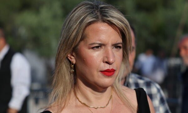 ΕΛΑΣ – Μαριζέτα Αντωνοπούλου: Θα φορολογήσουμε τον υπερπλούτο, τα διαμερίσματα με πισίνες και τα κότερα που τρέχουν γρήγορα