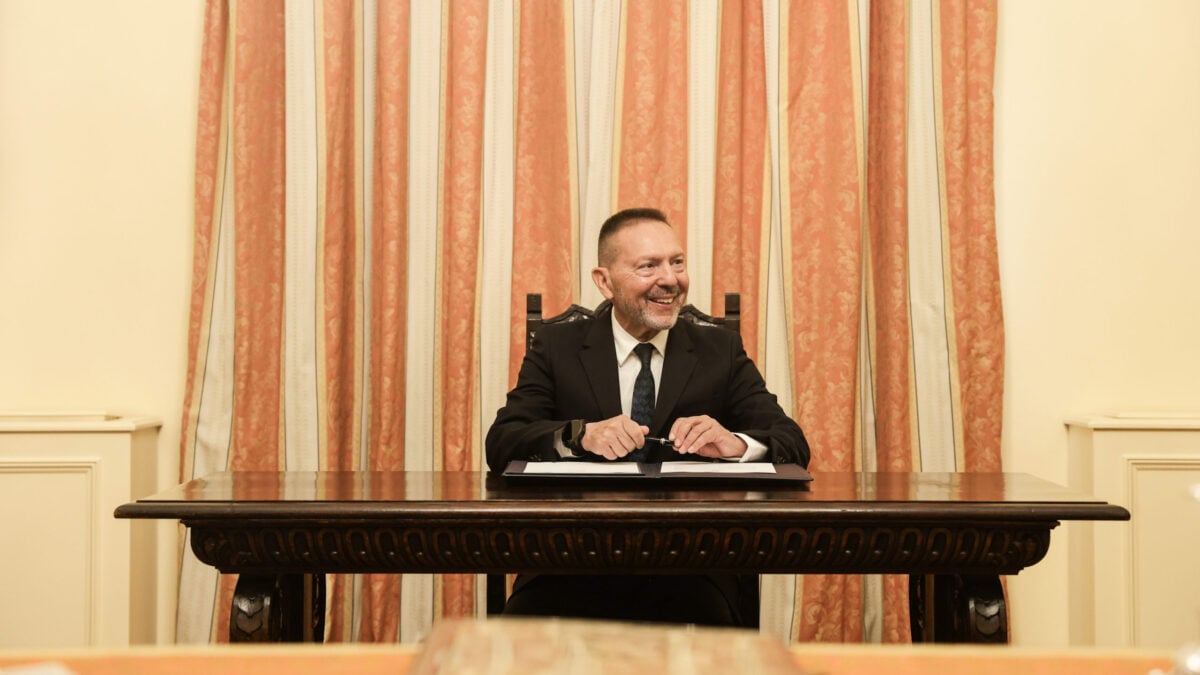 Γιάννης Στουρνάρας: Ορκίστηκε ενώπιον του Προέδρου της Δημοκρατίας ως διοικητής της Τράπεζας της Ελλάδος 4 Γιάννης Στουρνάρας: Ορκίστηκε ενώπιον του Προέδρου της Δημοκρατίας ως διοικητής της Τράπεζας της Ελλάδος