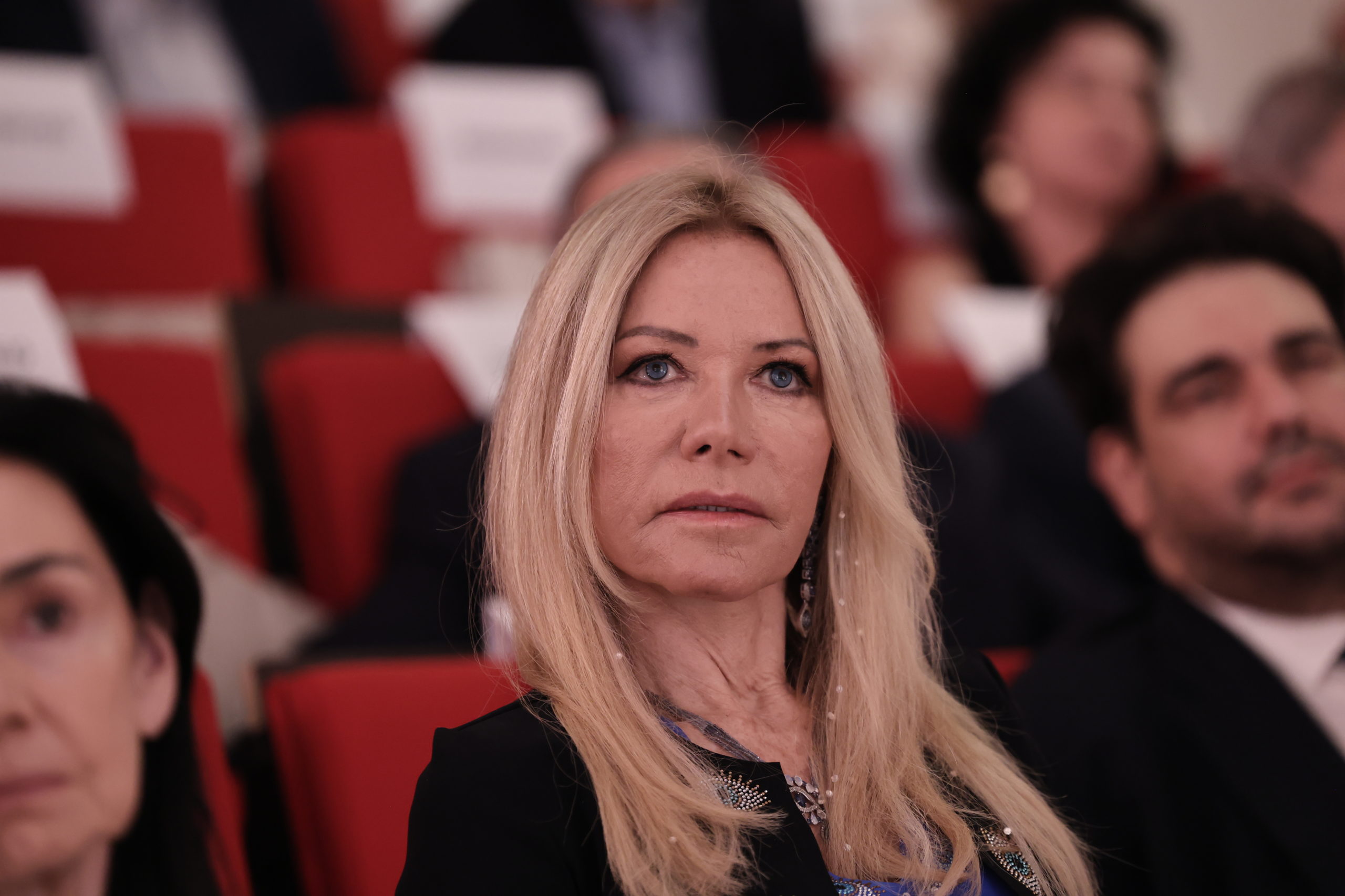 Καραμανλής – Σαμαράς: Νέα κοινή εμφάνιση στην παρουσίαση βιβλίου του Μιχάλη Σάλλα – Οι παρουσίες, οι απουσίες και τα πηγαδάκια