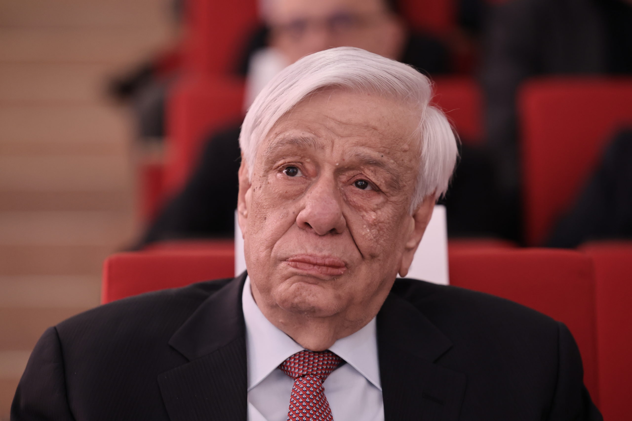 Καραμανλής – Σαμαράς: Νέα κοινή εμφάνιση στην παρουσίαση βιβλίου του Μιχάλη Σάλλα – Οι παρουσίες, οι απουσίες και τα πηγαδάκια
